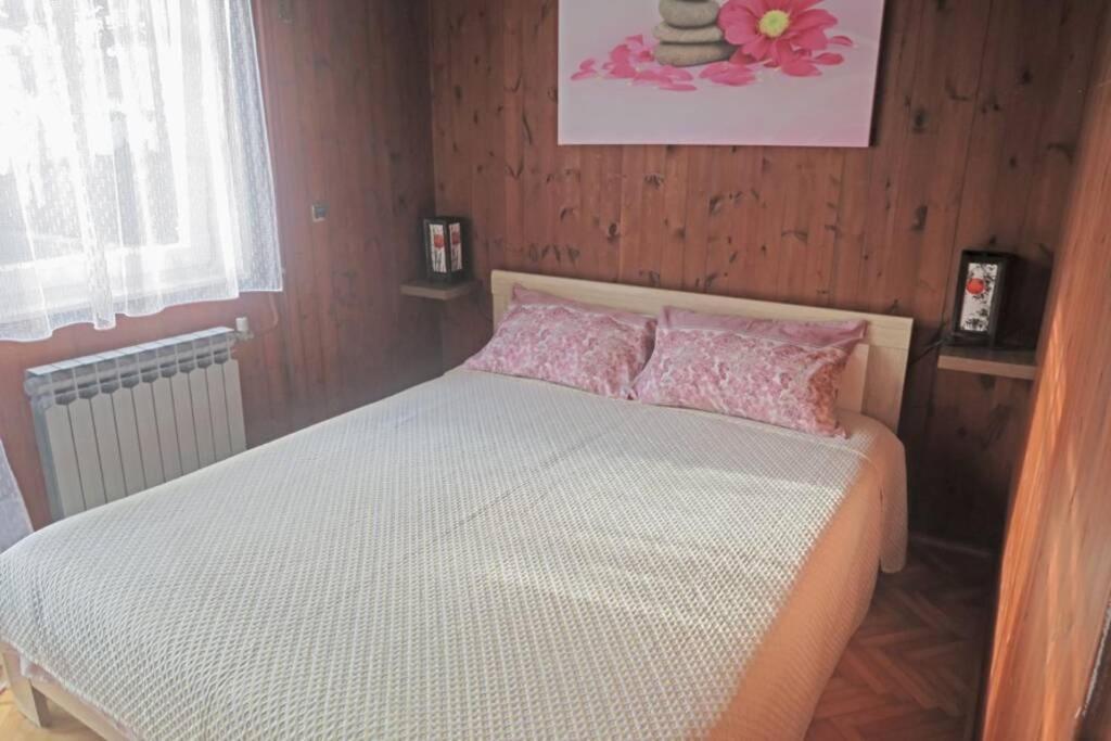 Cozy Apartment Alma, Two Steps From The Sea Medulin Exteriör bild